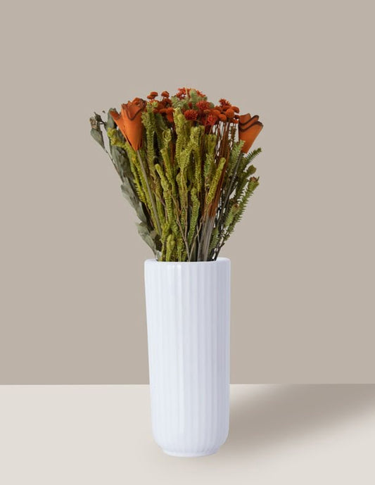 Arranjo flores secas laranjas com Vaso de Cerâmica
